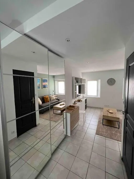 Appartement Climatise En Bord De Mer La Ciotat